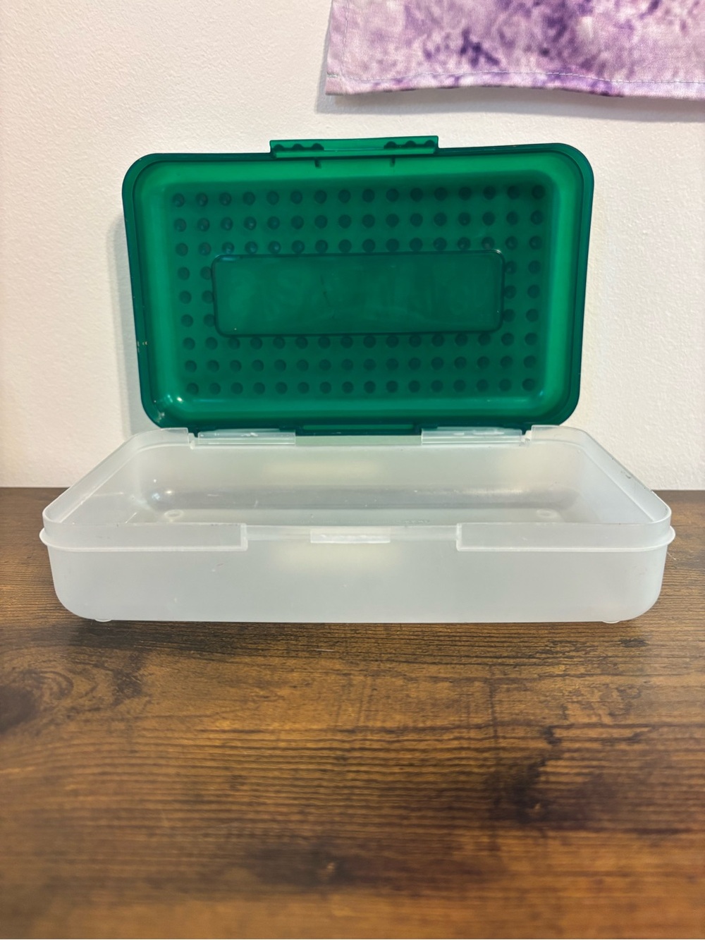 Vintage Spacemaker crayon box - Picture 2 of 15